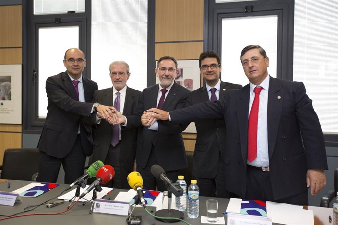 Los rectores en la rueda de prensa en Castellón