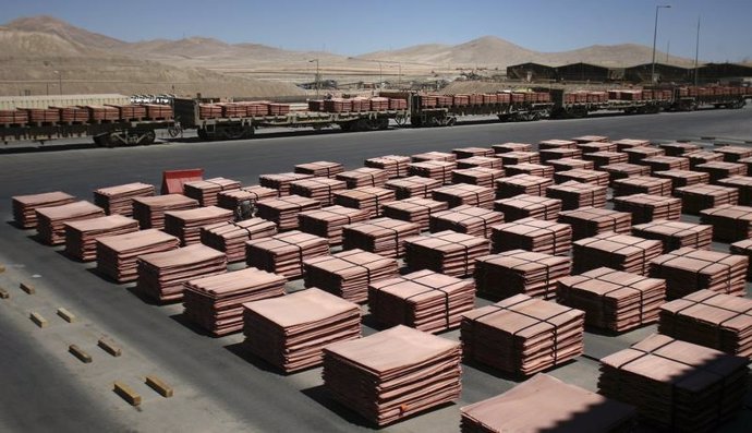 Planchas de cobre al interior de la mina chilena La Escondida
