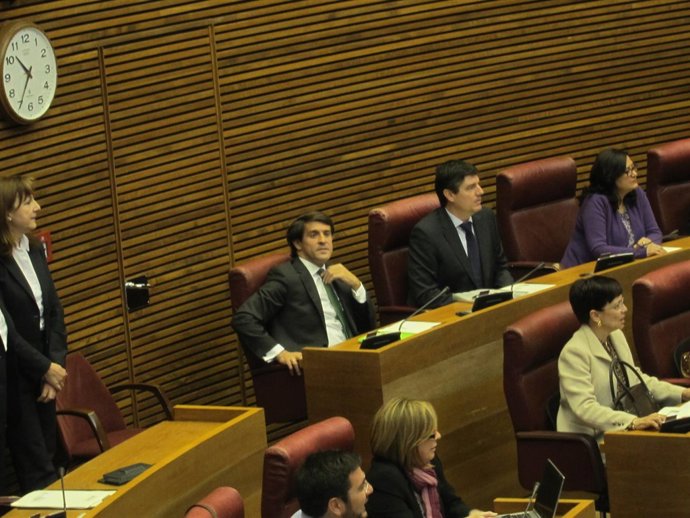 Juan de Dios Navarro jura su cargo como diputado