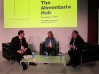 Mato estudiará el pago por el mal uso de la sanidad