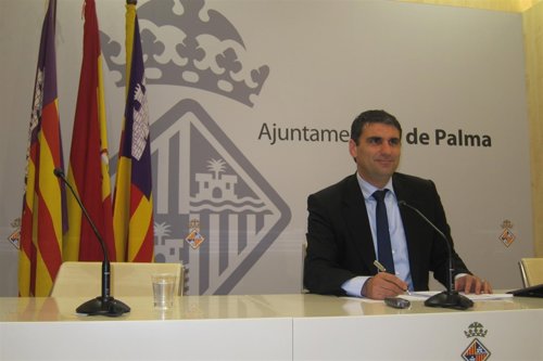 Martínez en rueda de prensa