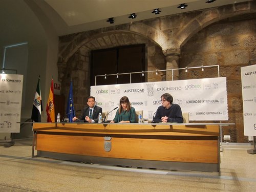 Joaquín García, Verónica Puente y Jose María Brull