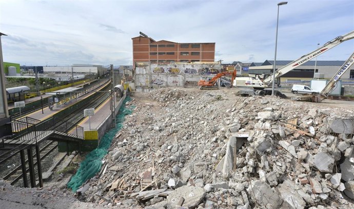 Derribo Talleres Bolado