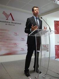 El PP propone en la Asamblea Regional a Alberto Garre como sucesor de Valcárcel