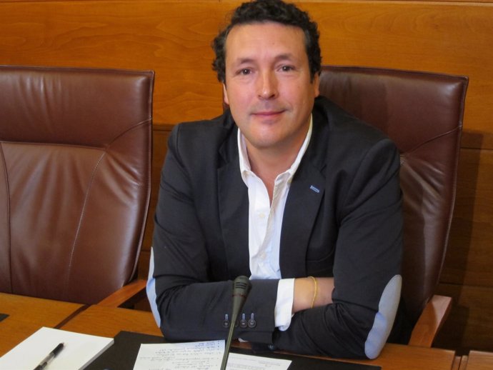 Iñigo Fernández, diputado del PP