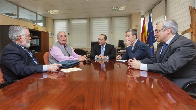 Reunión de Serna con la Hermandad