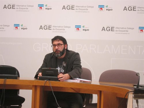 El diputado de AGE Juan Fajardo