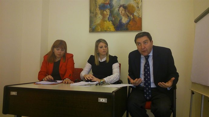 Rueda de prensa de Adepa.