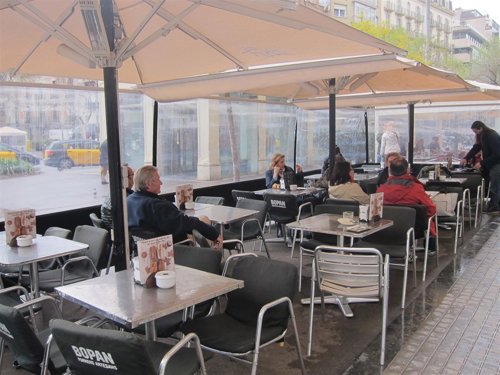 Terraza donde un hombre fue reducido por Mossos