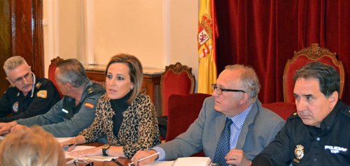REunión Guardia Civil y Policía Nacional en Subdelegación Gobierno Huesca