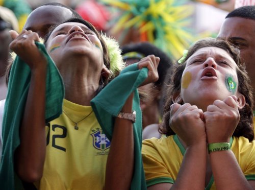 Seguidores brasileños durante la Copa Confederaciones