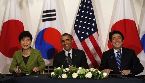 Obama, Park y Abe (EEUU, Corea del Sur y Japón)