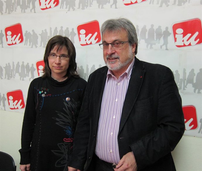 José María González presenta a la candidata de IU CyL al PE