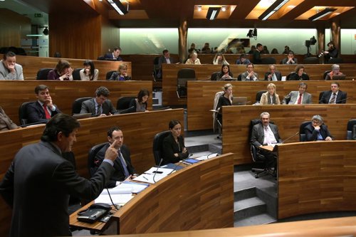 Javier Fernández contesta a Francisco Álvarez-Cscos