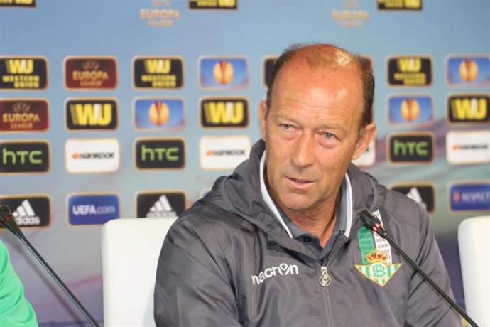 Gabriel Calderón (Betis) en Europa League