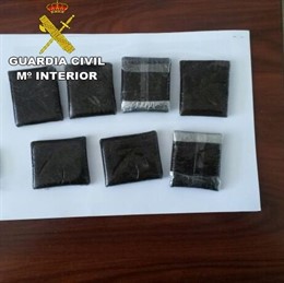 Tabletas de hachís incautadas