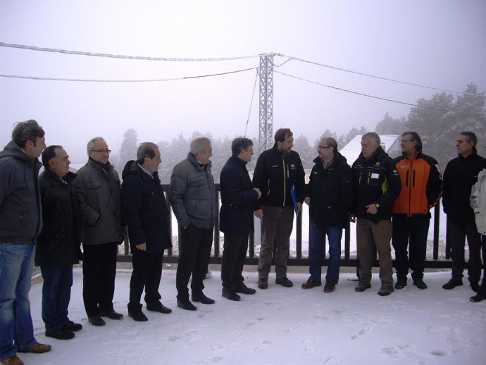 Javier Lambán, en el balcón de Valdelinares.