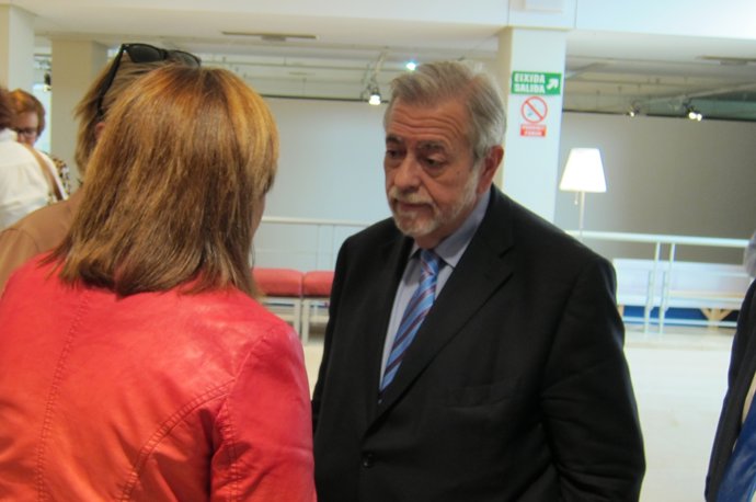 Beteta asiste a la Intermunicipal del PP en Valencia