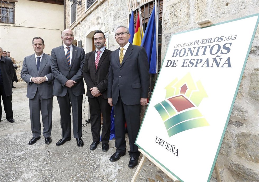 Entrega a Urueña de la distinción como Uno de los pueblos más bonitos de España