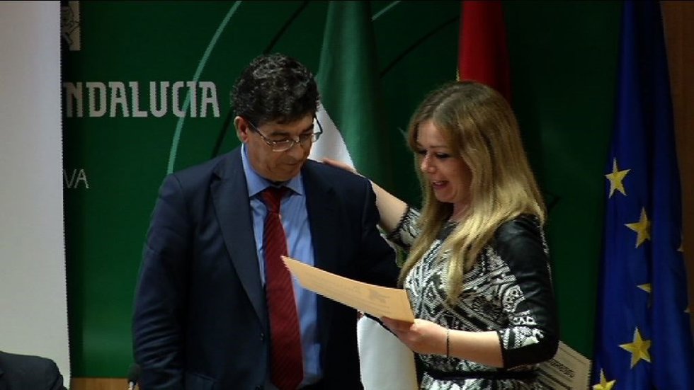 El vicepresidente de la Junta de Andalucía, Diego Valderas, con Rocío Cárdenas.