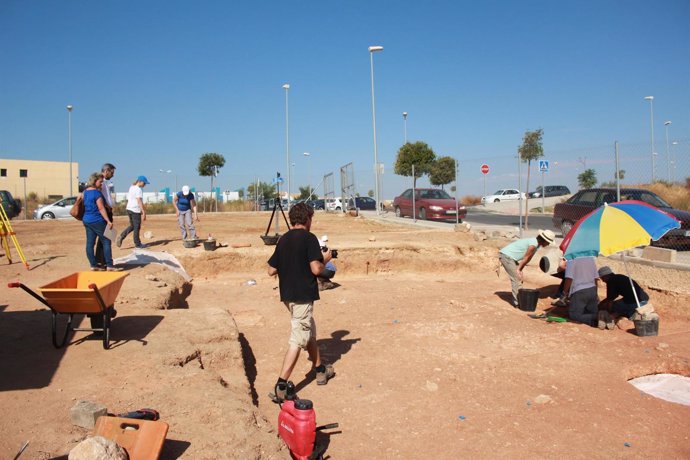 Campaña de excavación en la necrópolis fenicia de Ayamonte (Huelva).