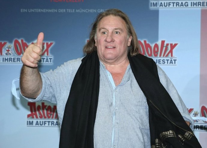  Gerard Depardieu 