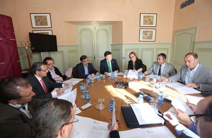 Junta de Gobierno en la Diputación