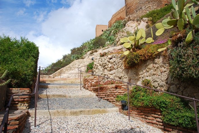 Nueva rampa de acceso a La Alcazaba