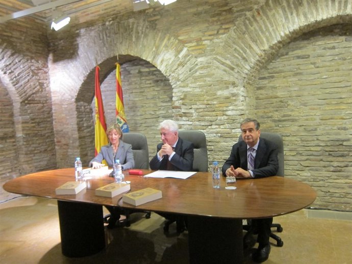 Presentación del libro 'Derecho Público Aragonés' .