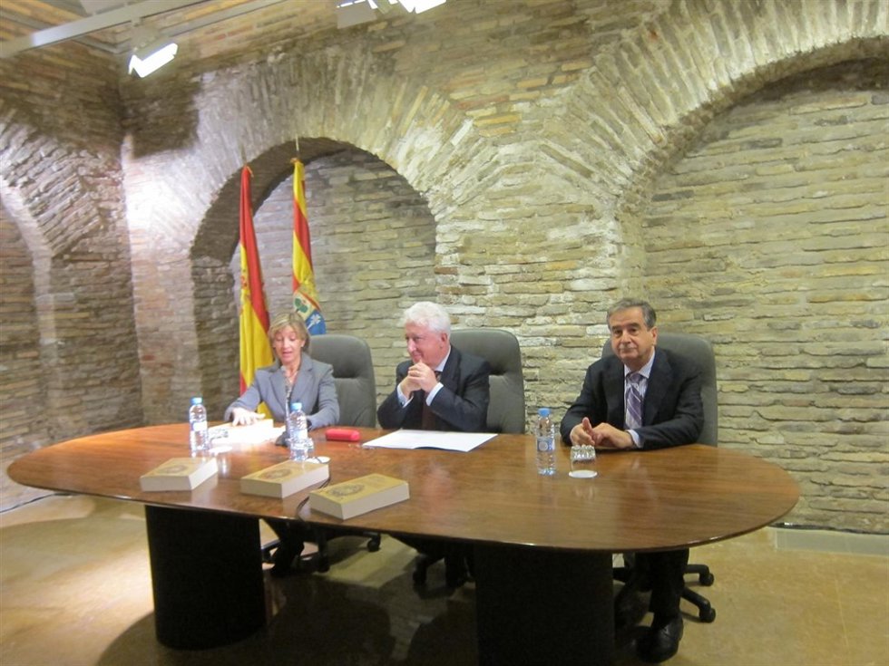 Presentación del libro 'Derecho Público Aragonés' .