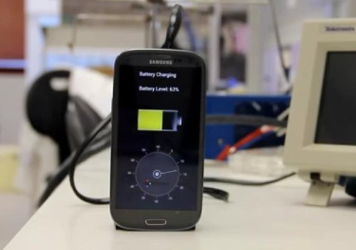 Store Dot Flash Battery