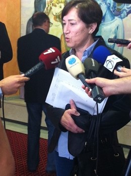 La popular Catalina Lorenzo atiende  a los medios