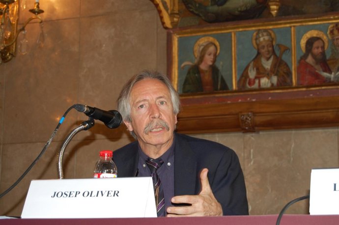 El catedrático de Economía Aplicada de la UAB J.Oliver