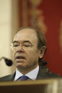 El Senado devuelve a Alaya la documentación sobre Griñán e informa al Supremo sobre su actuación