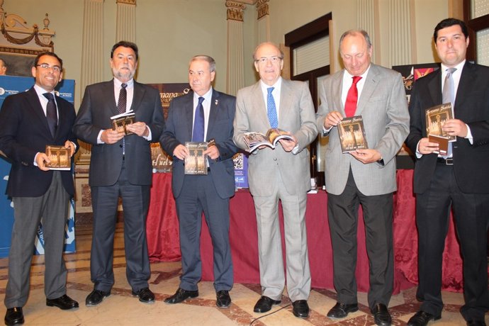 Presentación de la guía de Semana Santa de Huelva. 