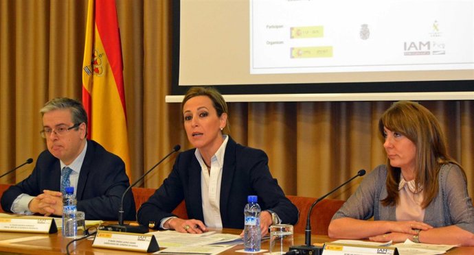 Lacruz en su intervención en la jornada sobre violencia de género