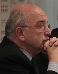 Almunia pide "hablar en serio" sobre "la raíz" del problema en Cataluña, escuchando los argumentos "de unos y otros"