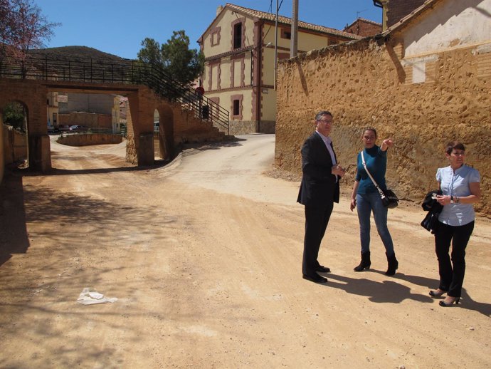 El Ayuntamiento de Teruel limpia la rambla de Villaspesa