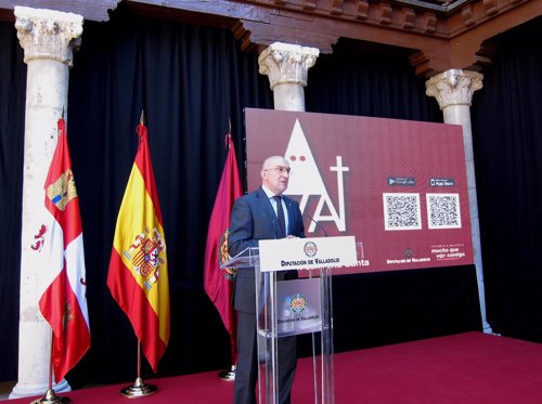 Carnero presenta la app de la Semana Santa creada por la Diputación