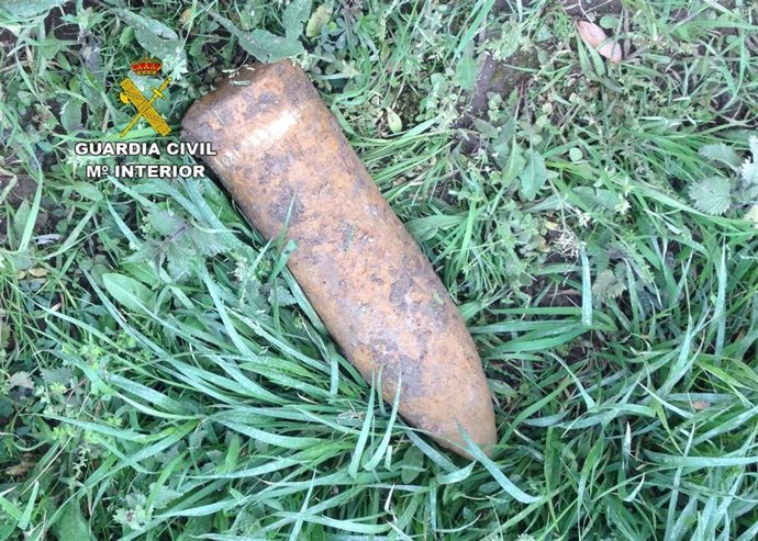 Proyectil de la guerra encontrado en las obras de la autovía Solares-Torrelavega