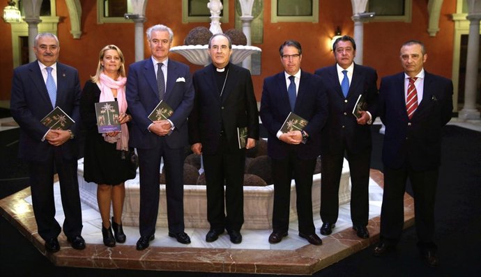 Fundación Cajasol presenta la edición del Pregón de la Semana Santa 2014