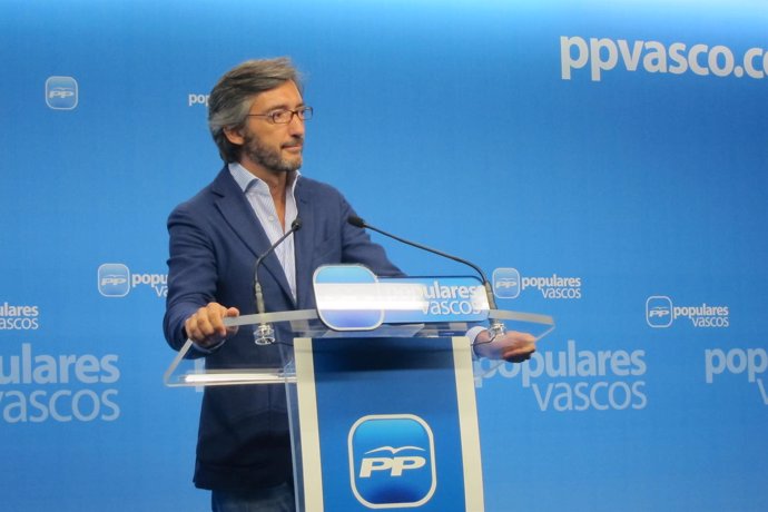 El parlamentario del PP vasco Iñaki Oyarzábal