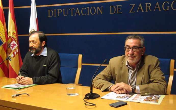 Prado y Pola en la presentación de la fiesta del conejo escabechado en Zaragoza