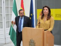 Crespo ve que PSOE e IU se unen "muy bien" para la "confrontación" con el Gobierno pero no son capaces para la "gestión"