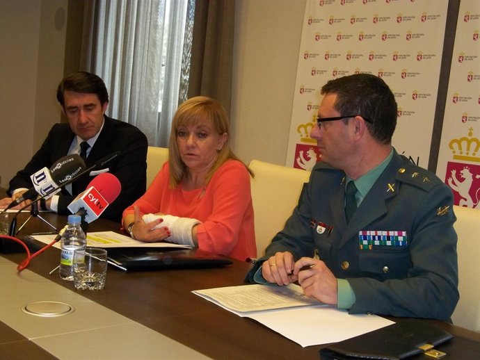 Juan Carlos Suárez, Isabel Carrasco y Julio Andrés Gutiérrez.