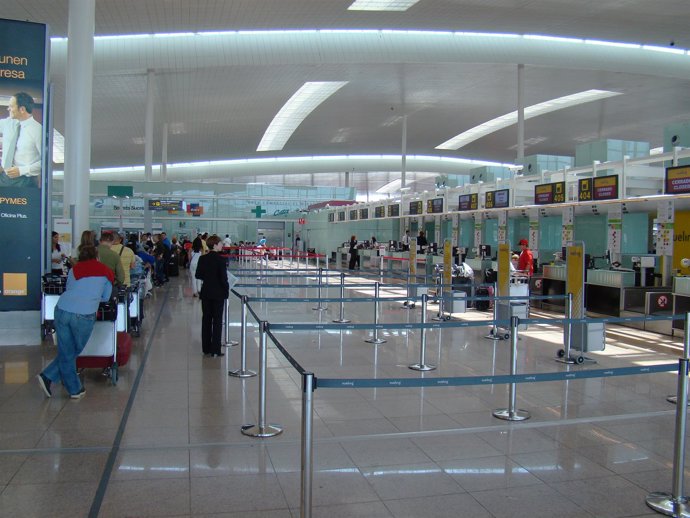Aeropuerto De Barcelona