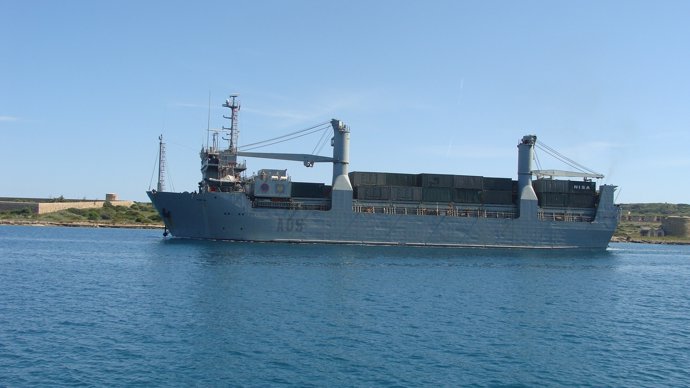 El buque de transporte militar 'El camino español'