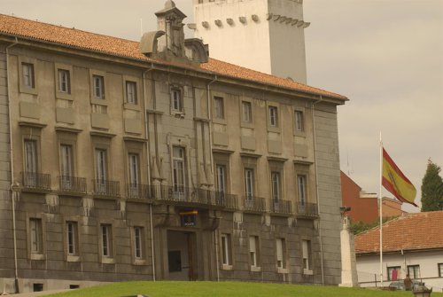 Cuartel de la Policía Nacional en Oviedo