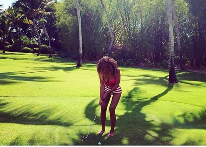 Beyonce abusa supuestamente del photoshop en unas fotos personales