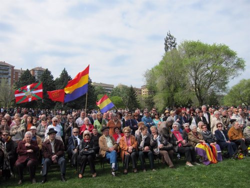 Homenaje en Pamplona a las víctimas de la Guerra Civil